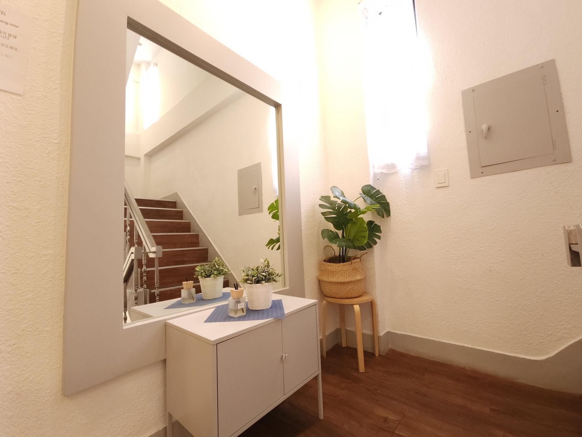 Varios OYO Hostel Dongdaemun 1