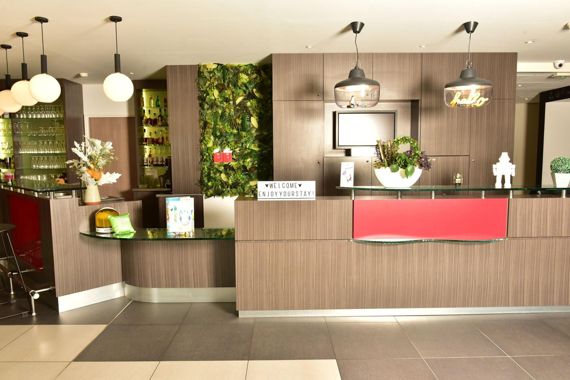 Vista Lobby ibis Styles Toulouse Cite Espace