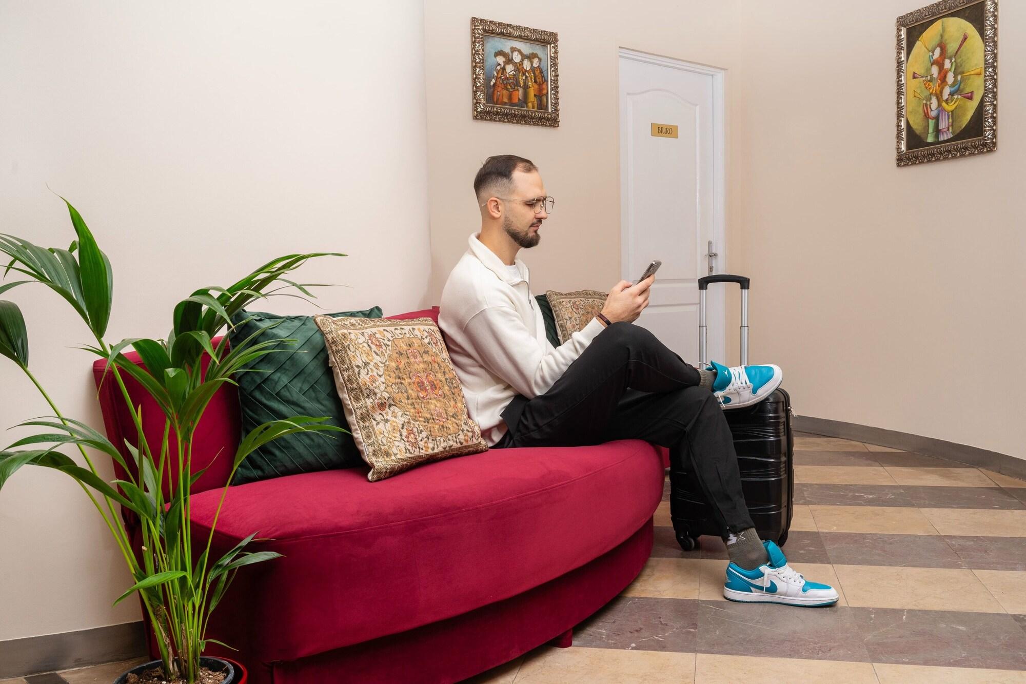 Vista Lobby VICTORY HOME