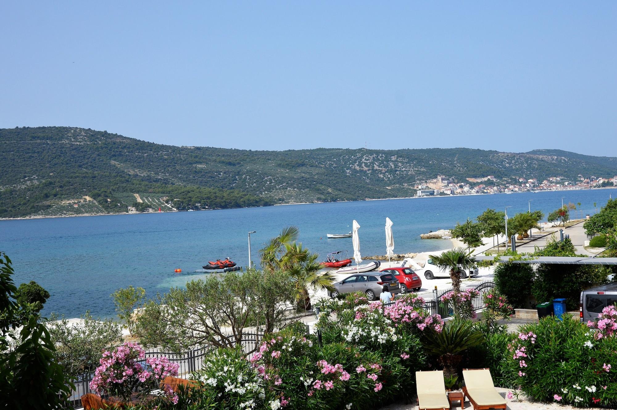 Equipamiento de Habitación Bed & Breakfast by the Beach