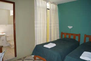 Alojamiento - Hostal La Portada