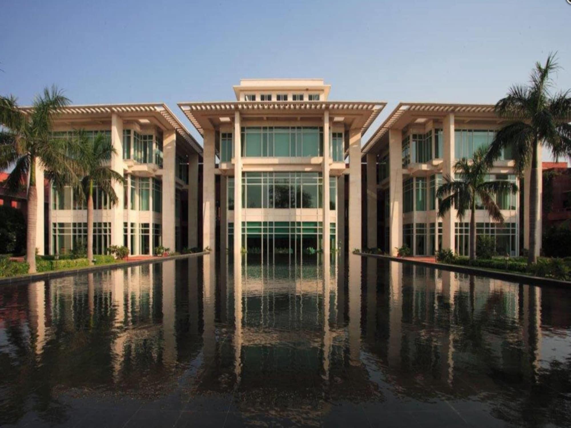 Vista Exterior Jaypee Palace