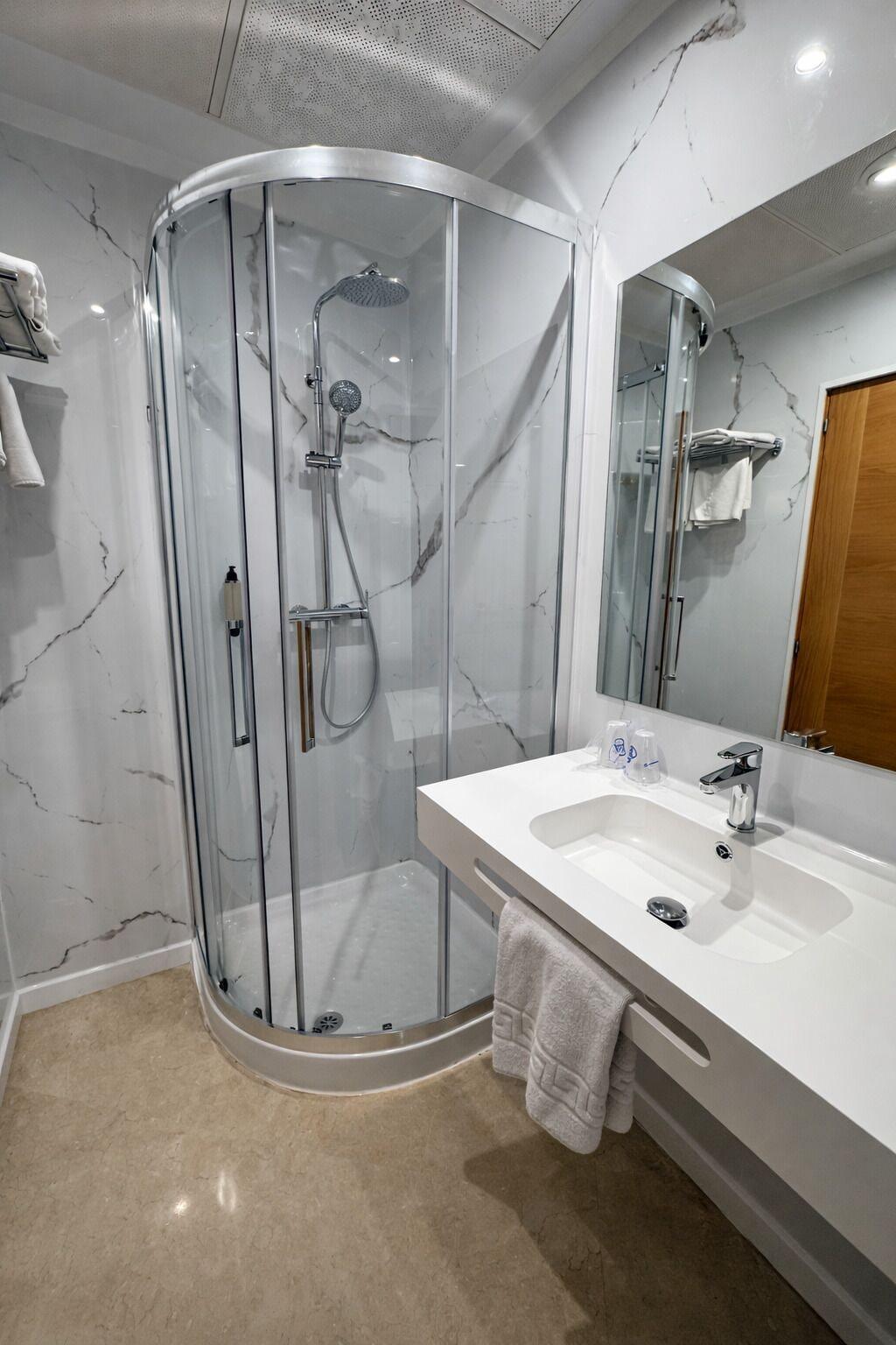 Equipamiento de Habitación Hotel Duquesa