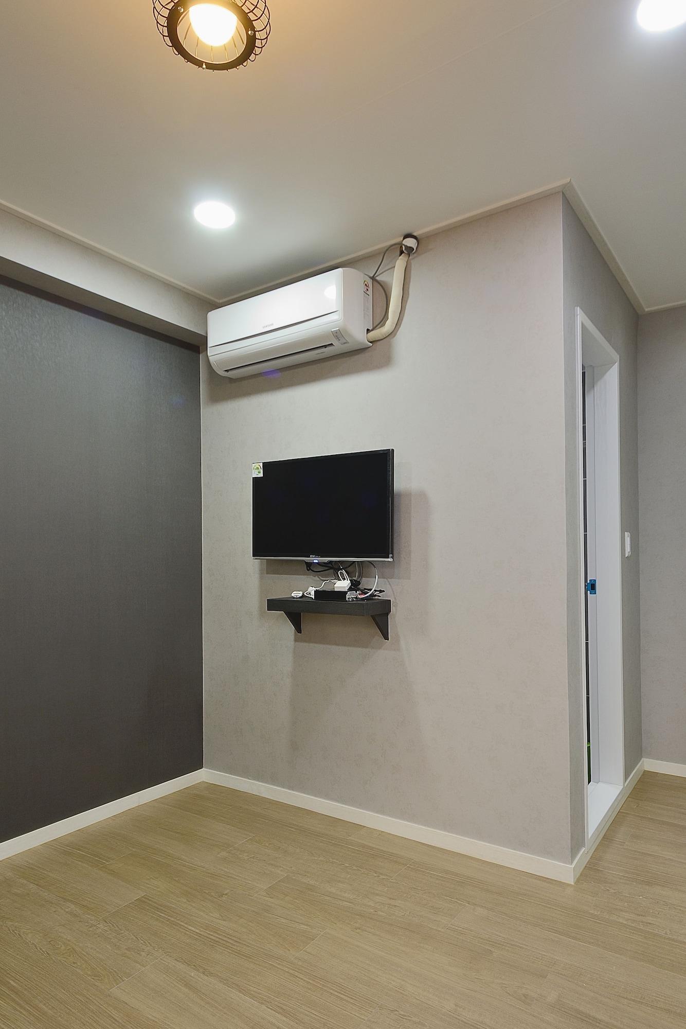 Set de Habitación Red Guest House