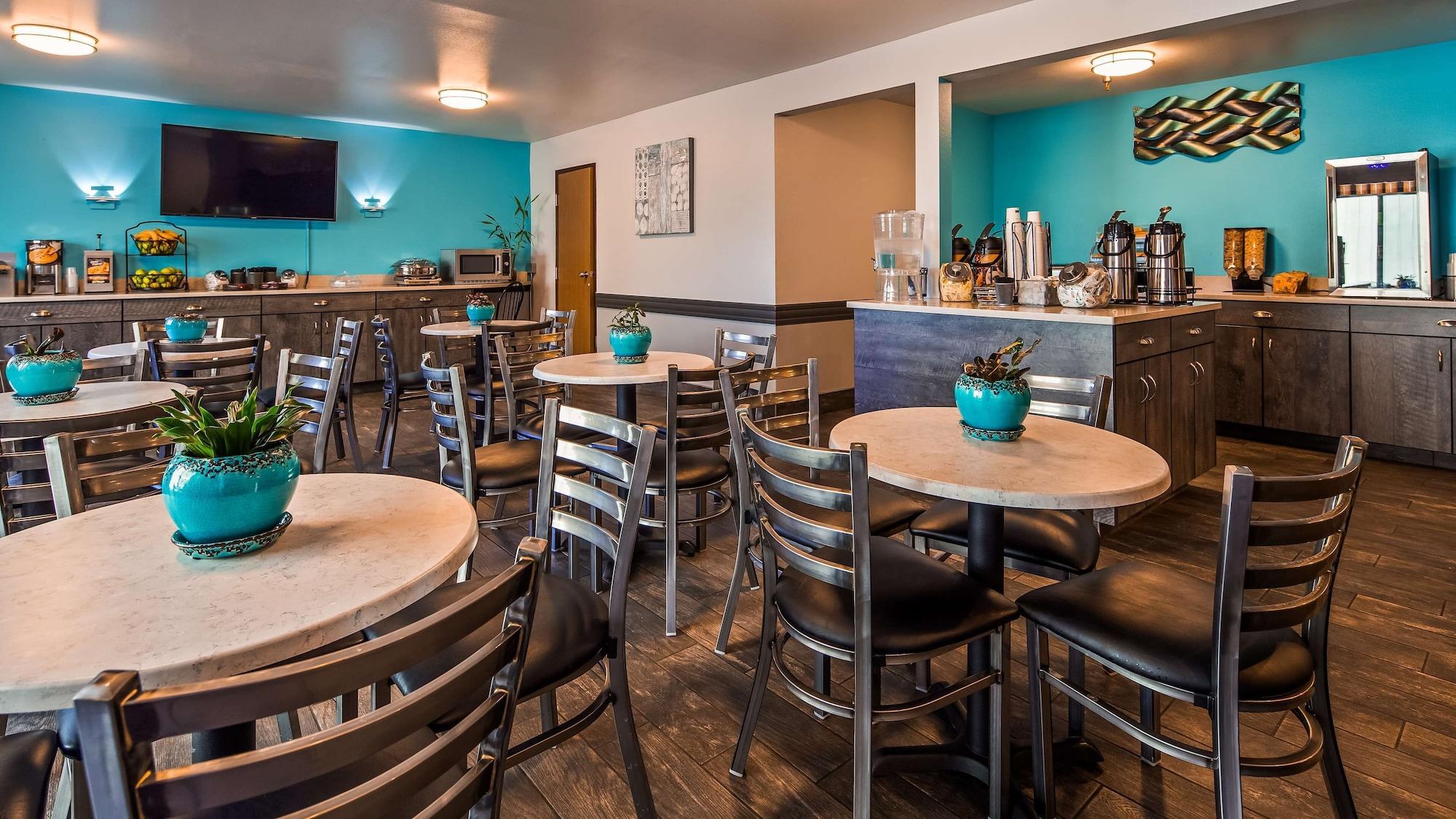 Restaurant SureStay Plus Hotel by Best Western Post Falls