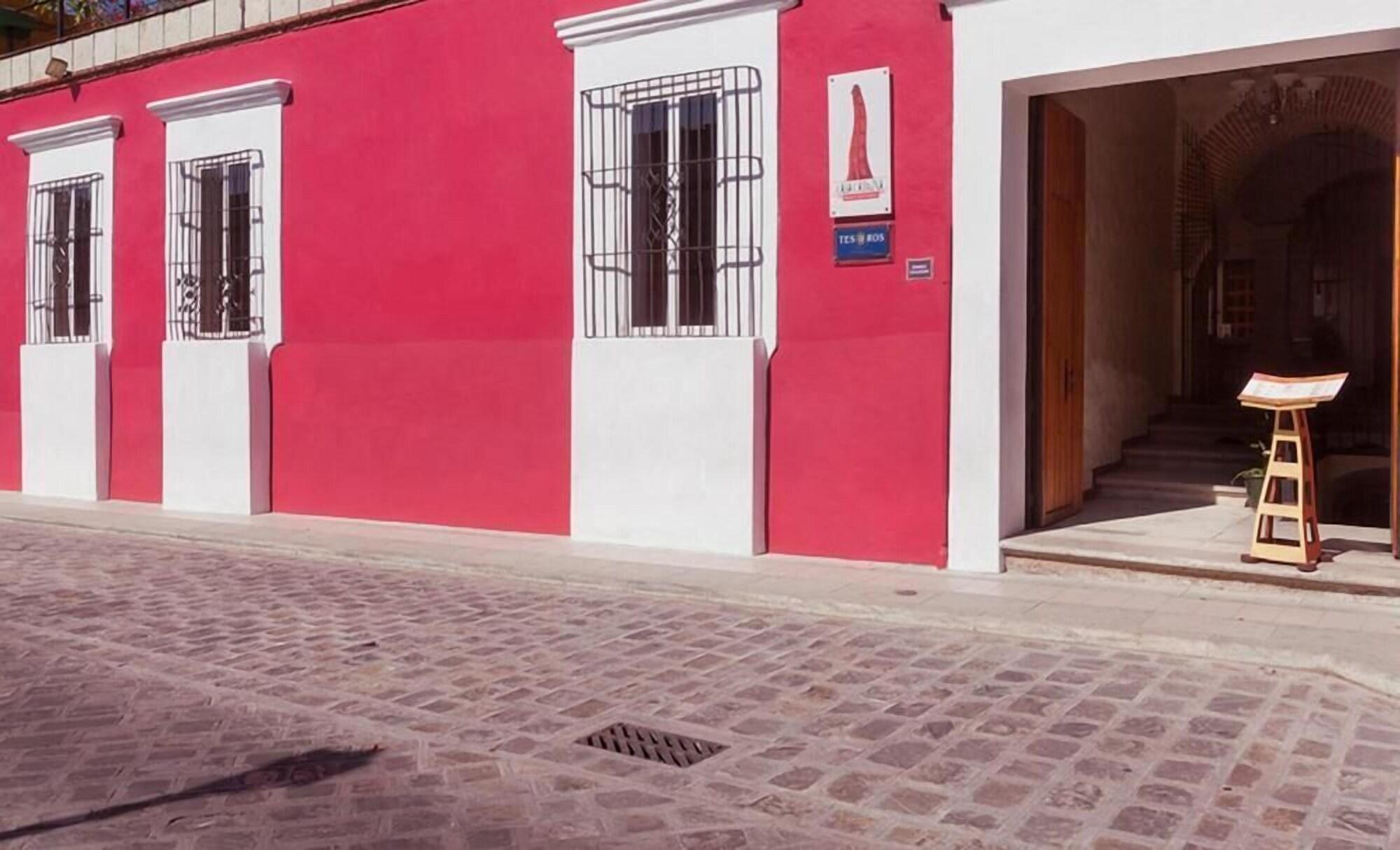 Vista Exterior Casa Catrina