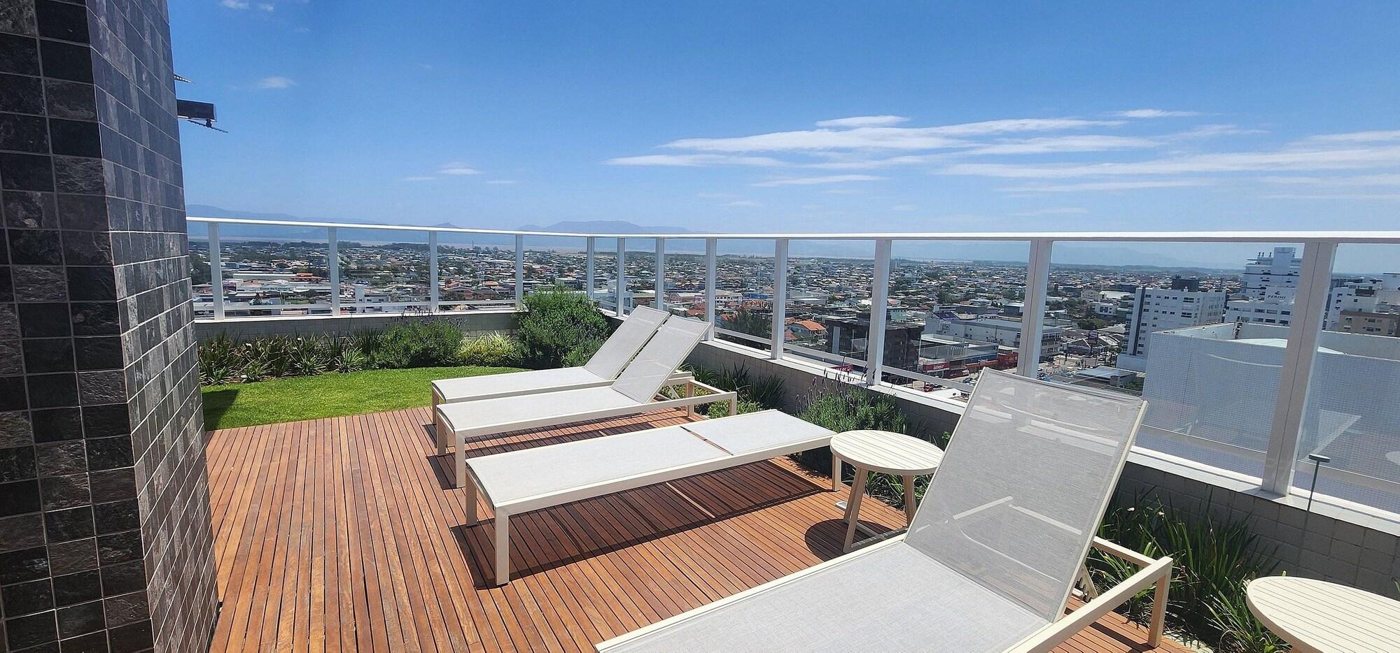 Varios Atlantida Park Residence