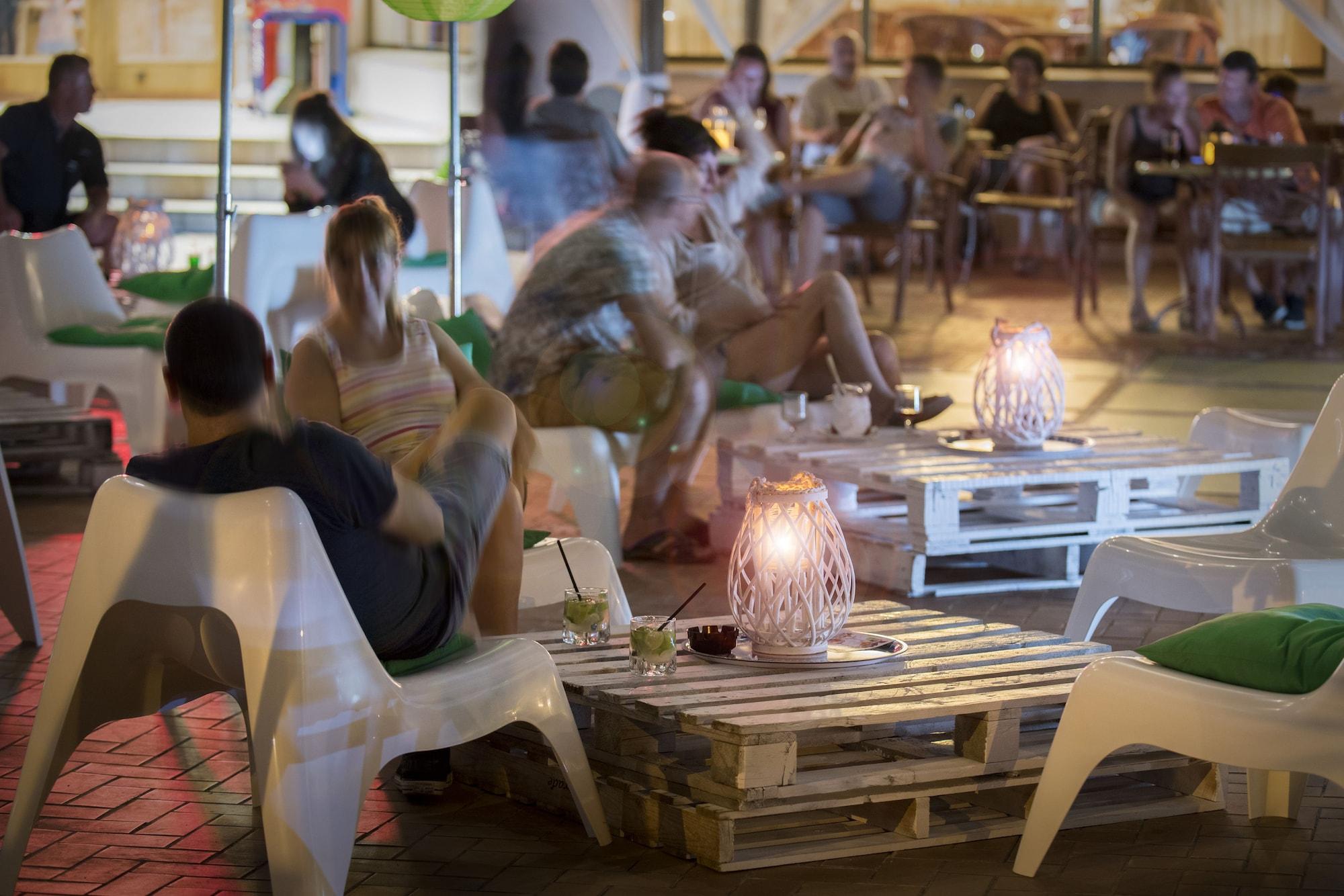 Vista Exterior Sumus Stella & Spa