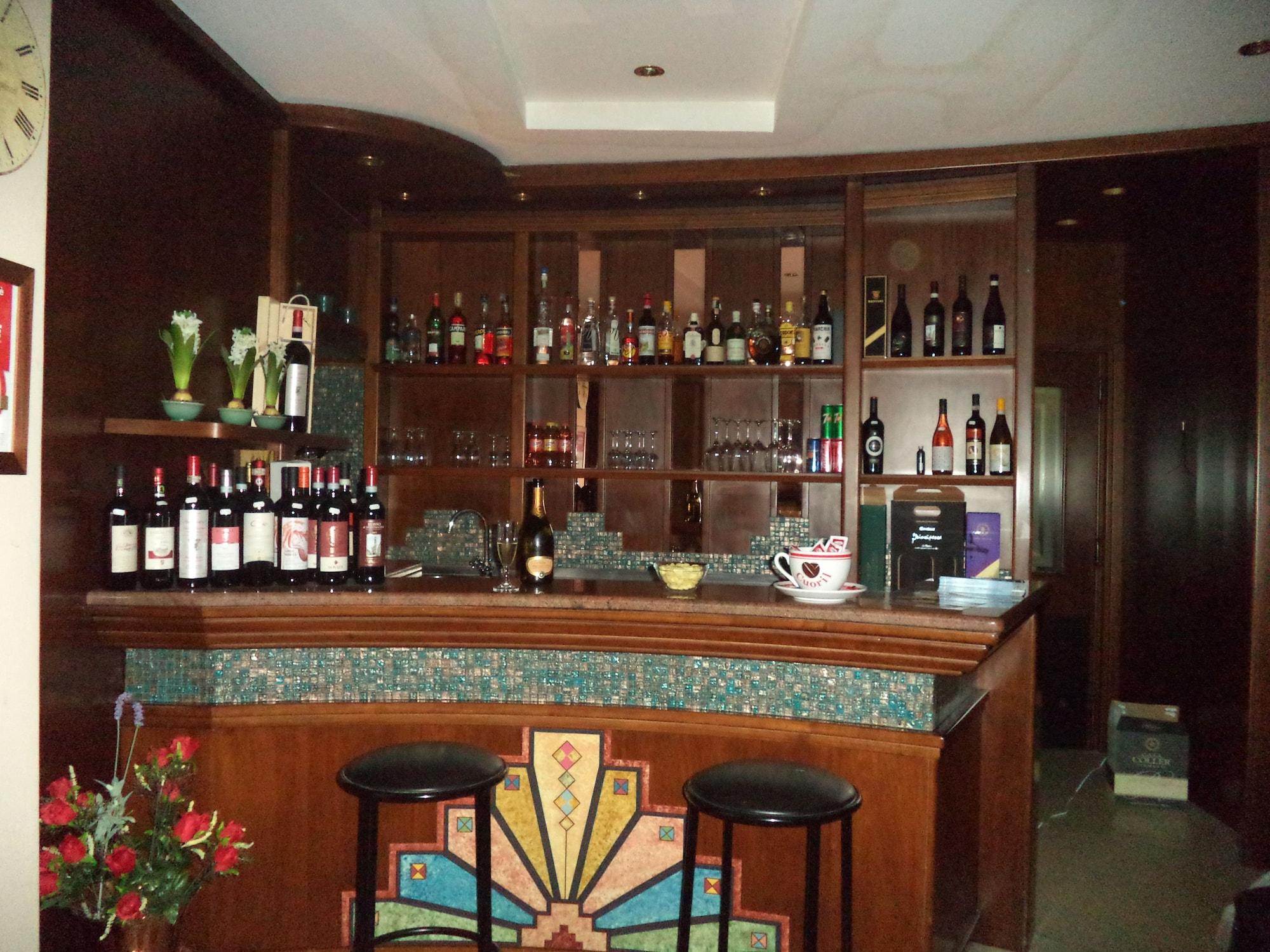 Bar/Salón Hotel Il Nibbio
