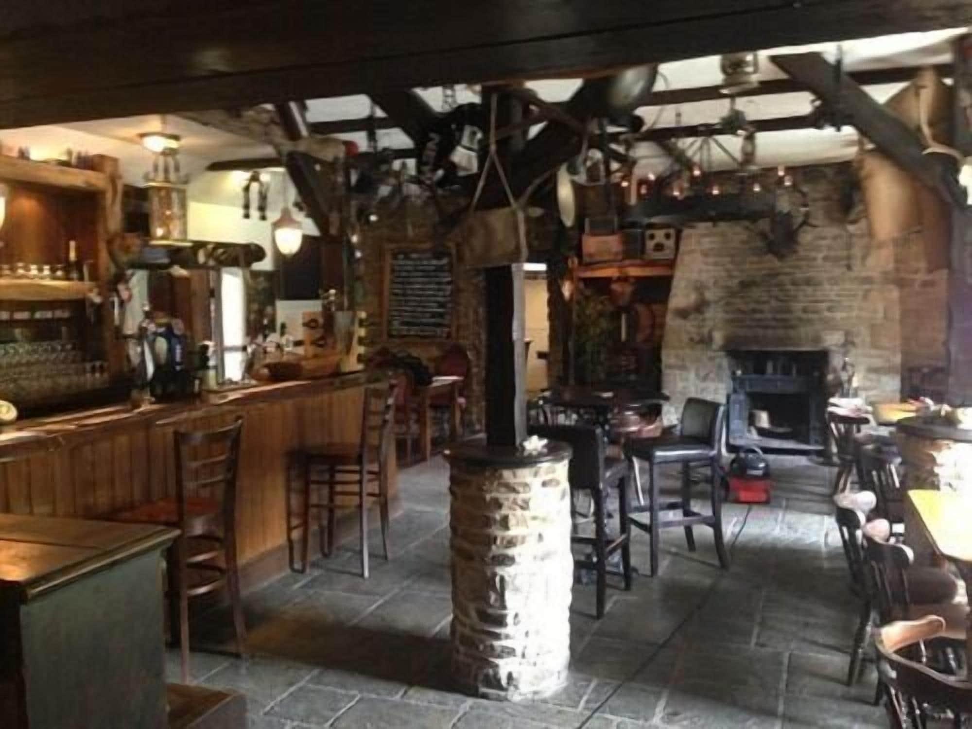 Bar/Salón The Old Mill Knitsley
