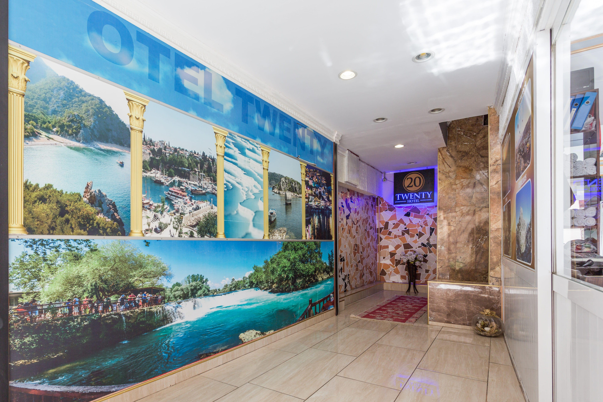 Vista Exterior Hotel Twenty