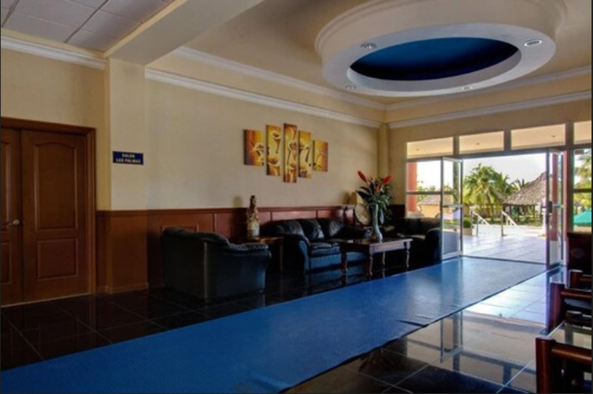 Vista Lobby Hotel Bahia Dorada