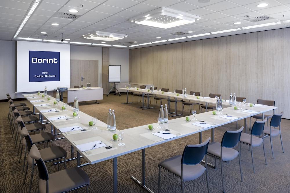 Hotel Essential by Dorint Frankfurt - Niederrad