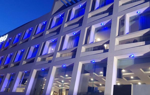 Best Western Plus Metepec & Suites