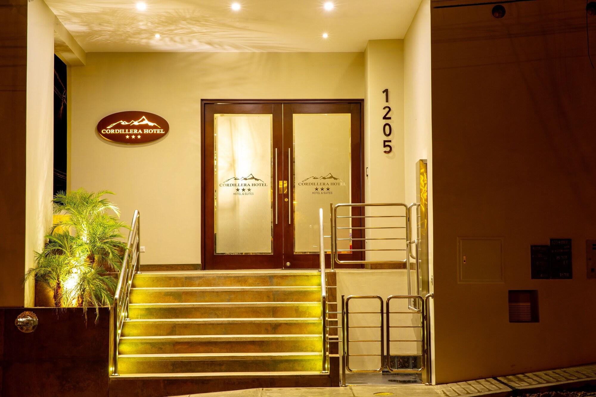 Vista Exterior CORDILLERA HOTEL