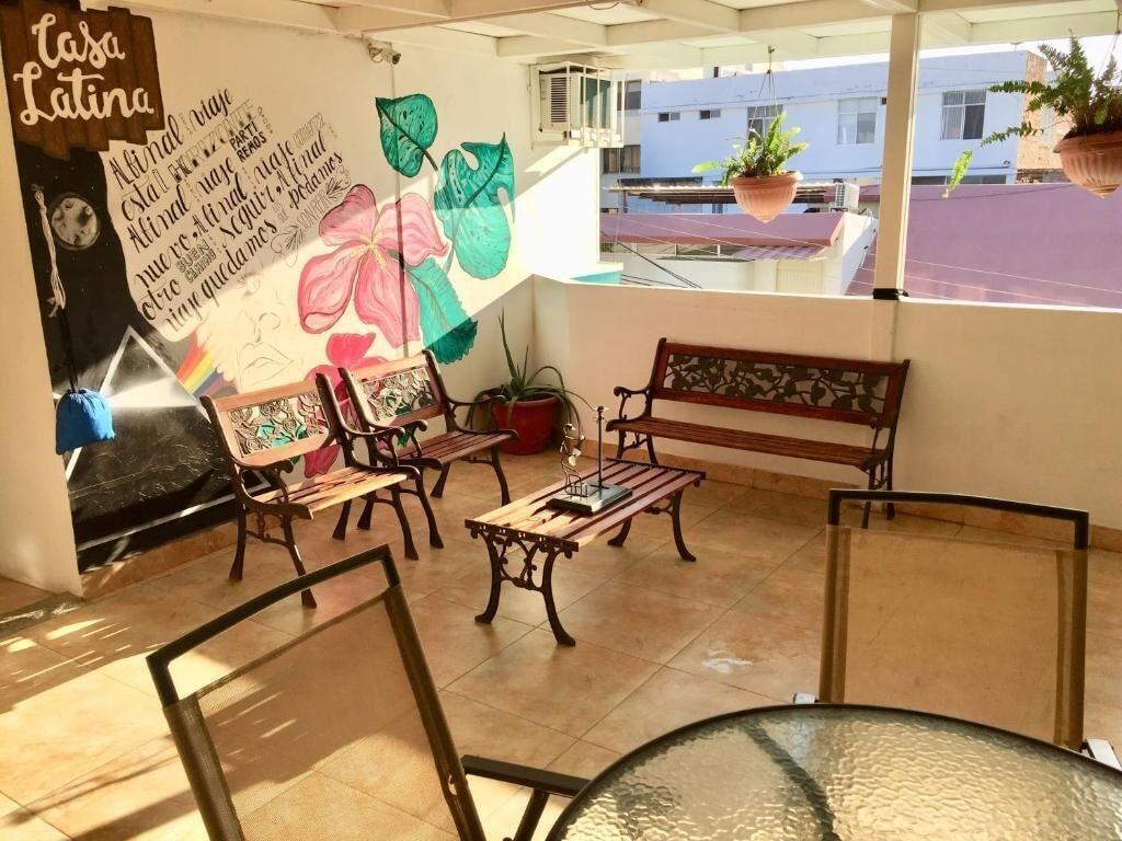 Equipamiento de Habitación Hostal Casa Latina