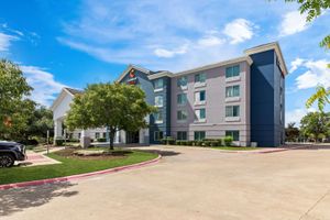 Alojamiento - Comfort Suites Austin Airport