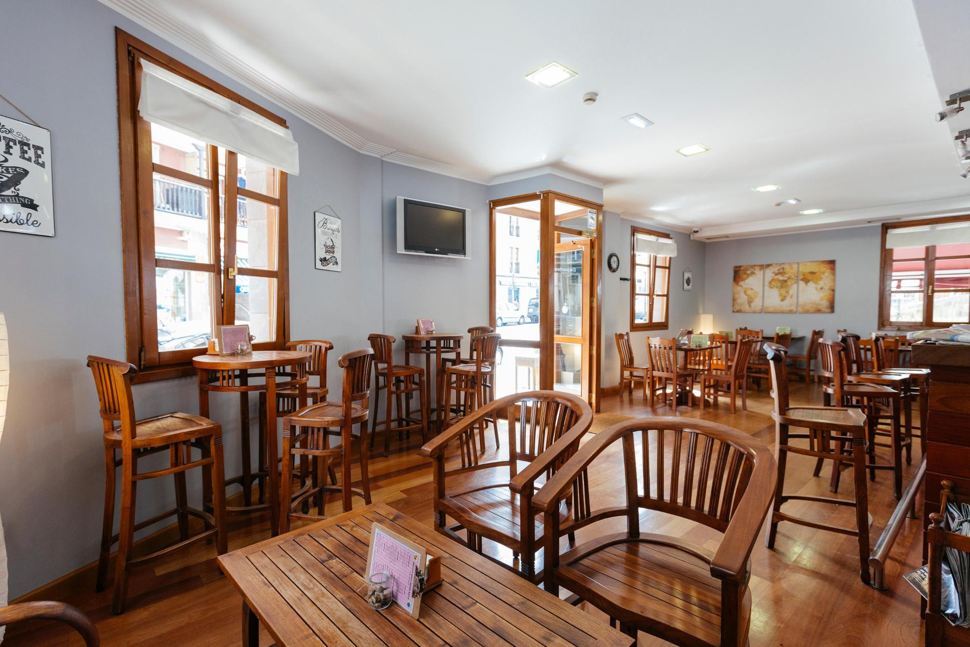 Bar/Salón Hotel El Sella