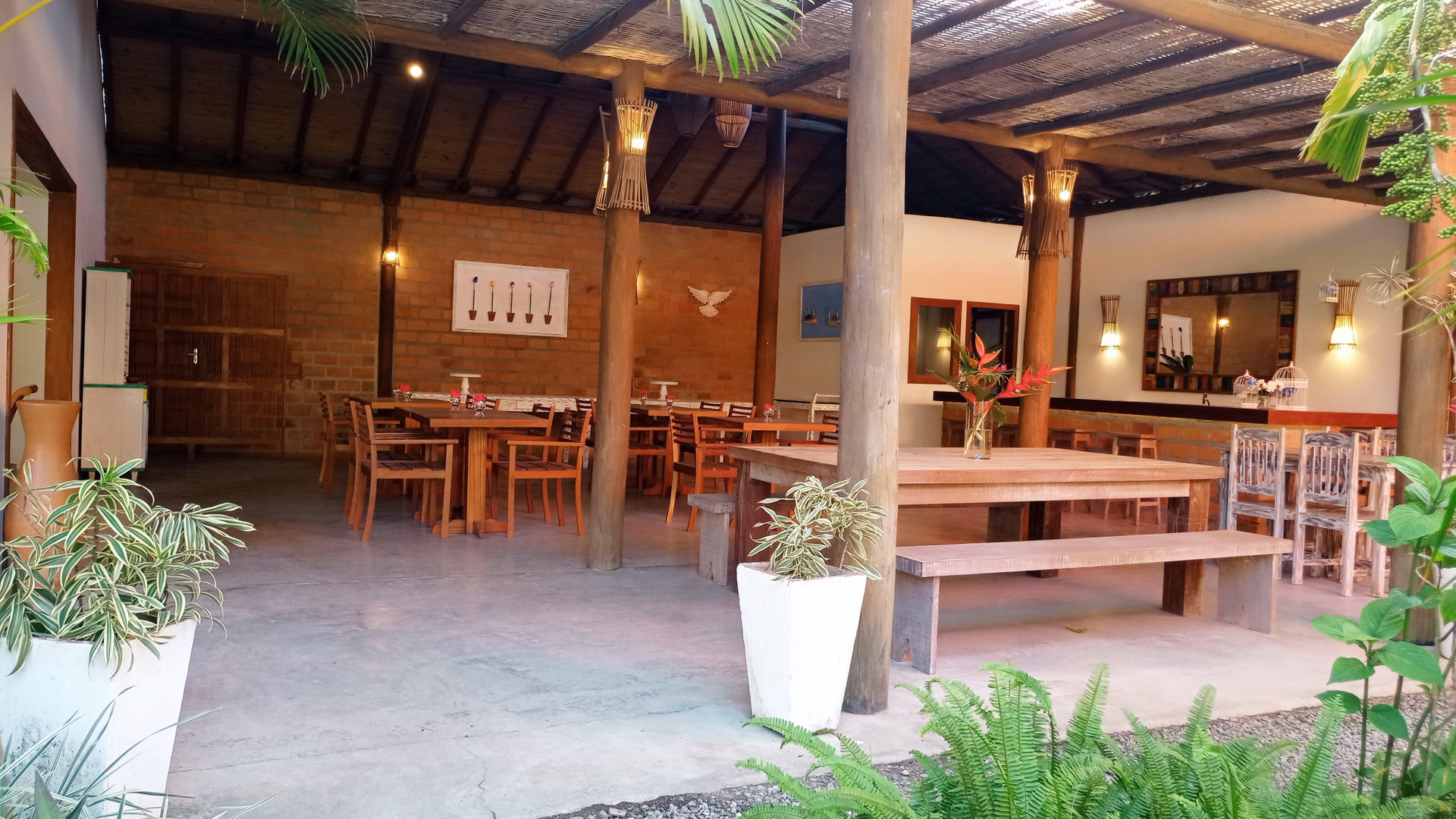 Bar/Salón Pousada Machê