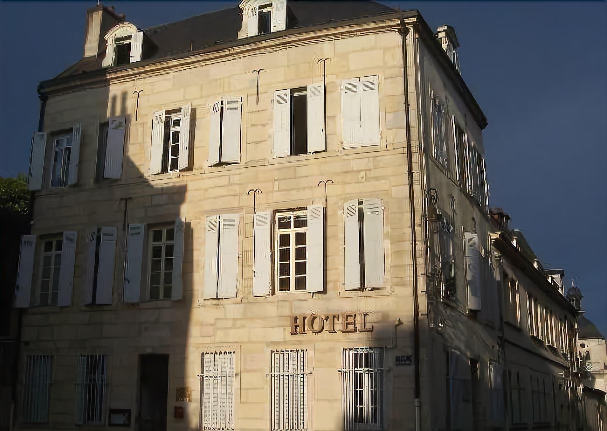 Vista Exterior Hotel du Palais