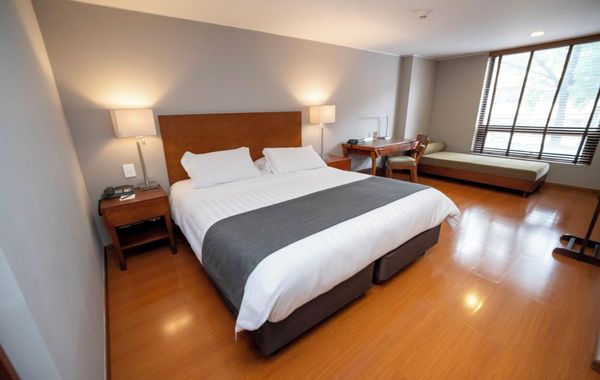 Hotel Estelar Suites Jones