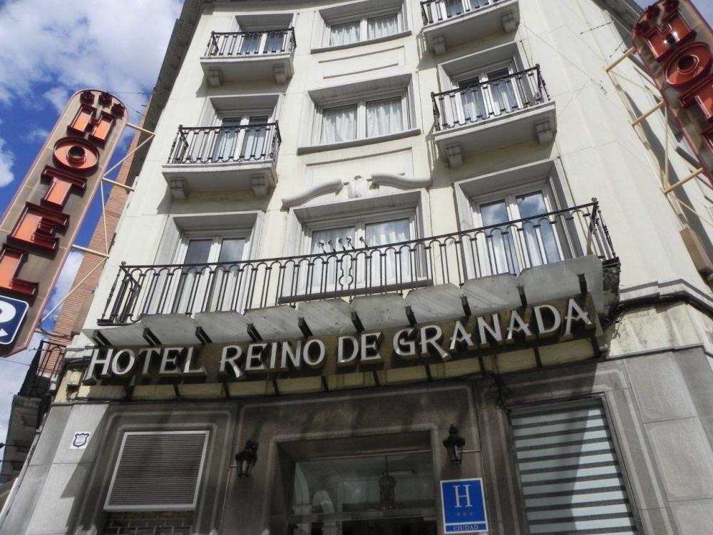 Vista Exterior Hotel Reino de Granada