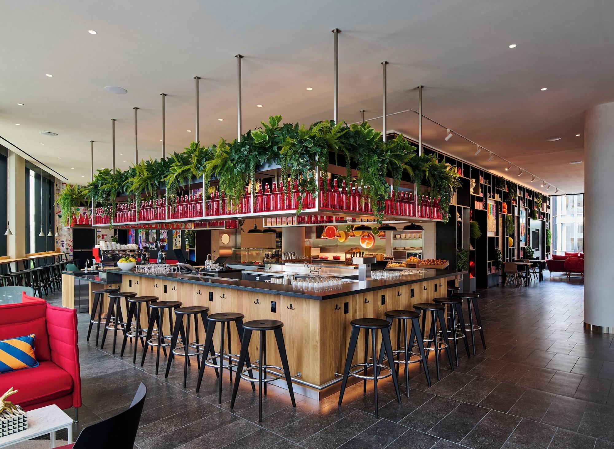 Bar/Salón citizenM Boston Back Bay