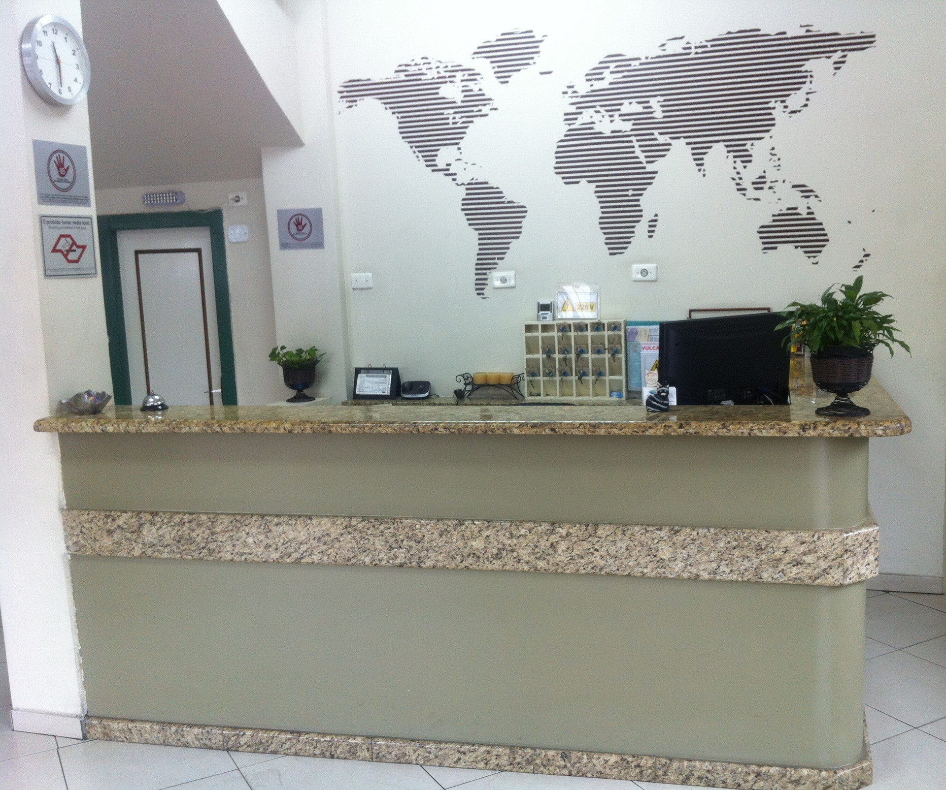 Vista Lobby Hotel Crisbel