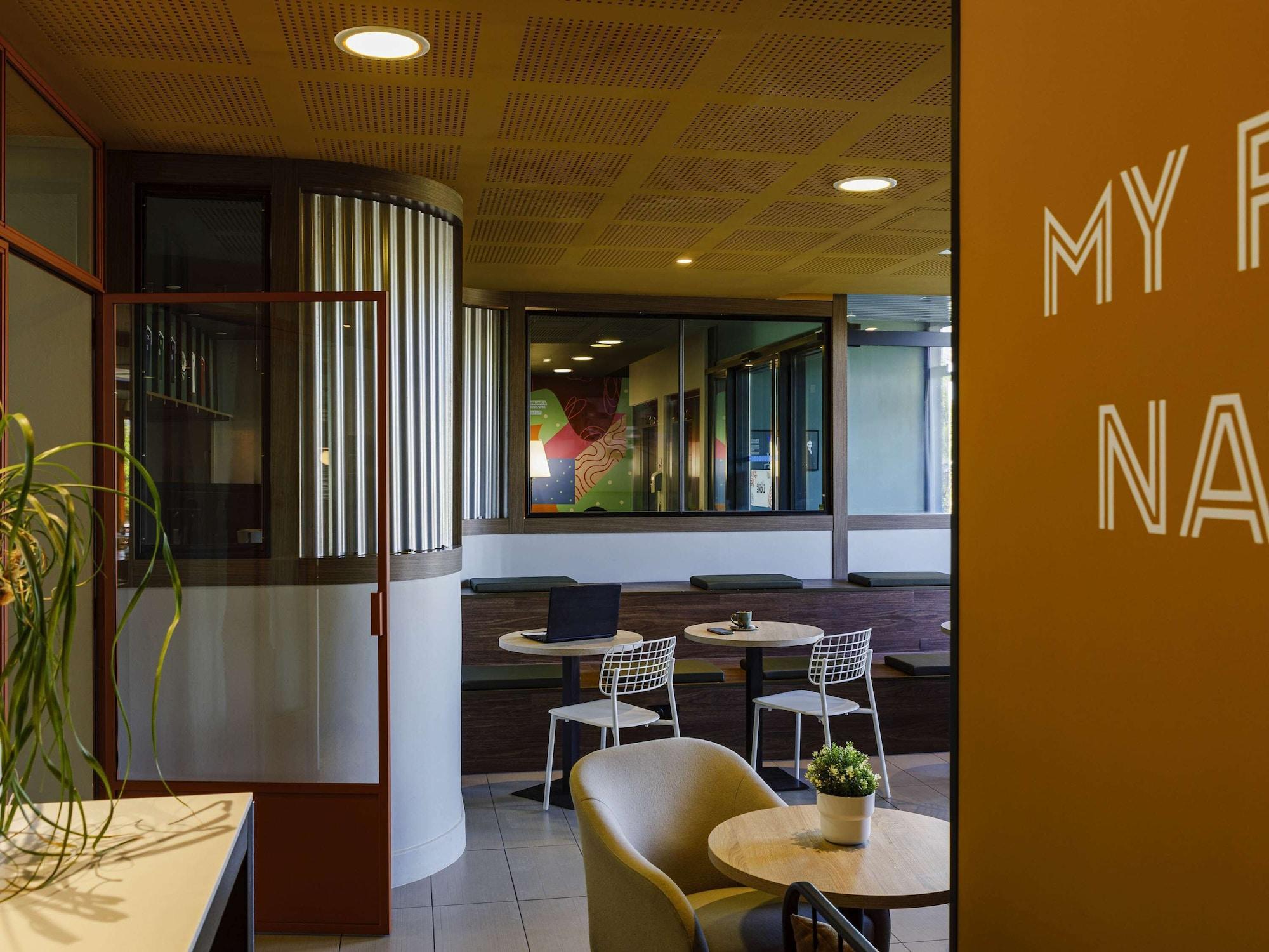 Sala de Reuniones ibis Lyon Meyzieu