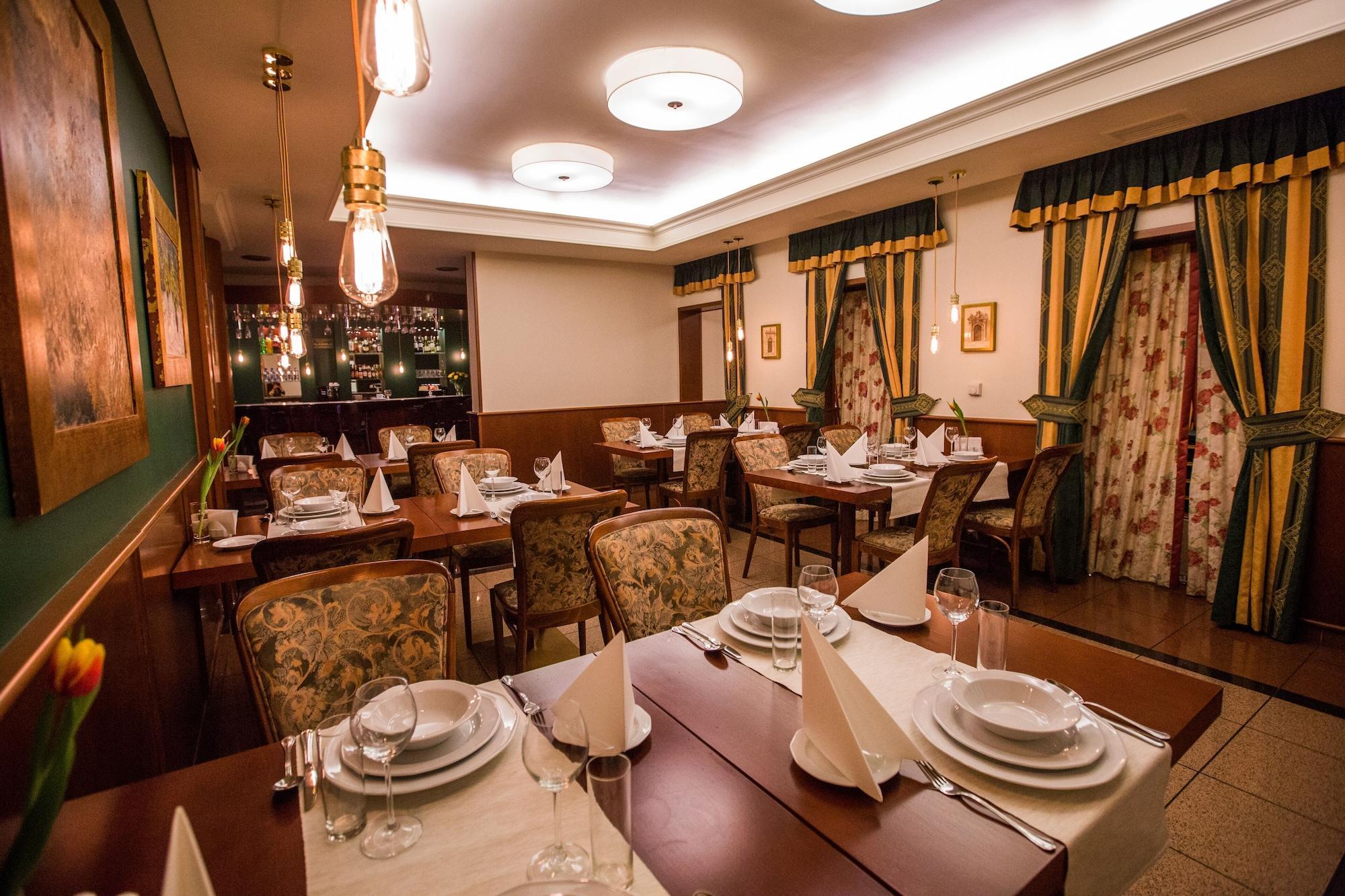 Restaurant Warsaw - Apartments Apartamenty Sadyba