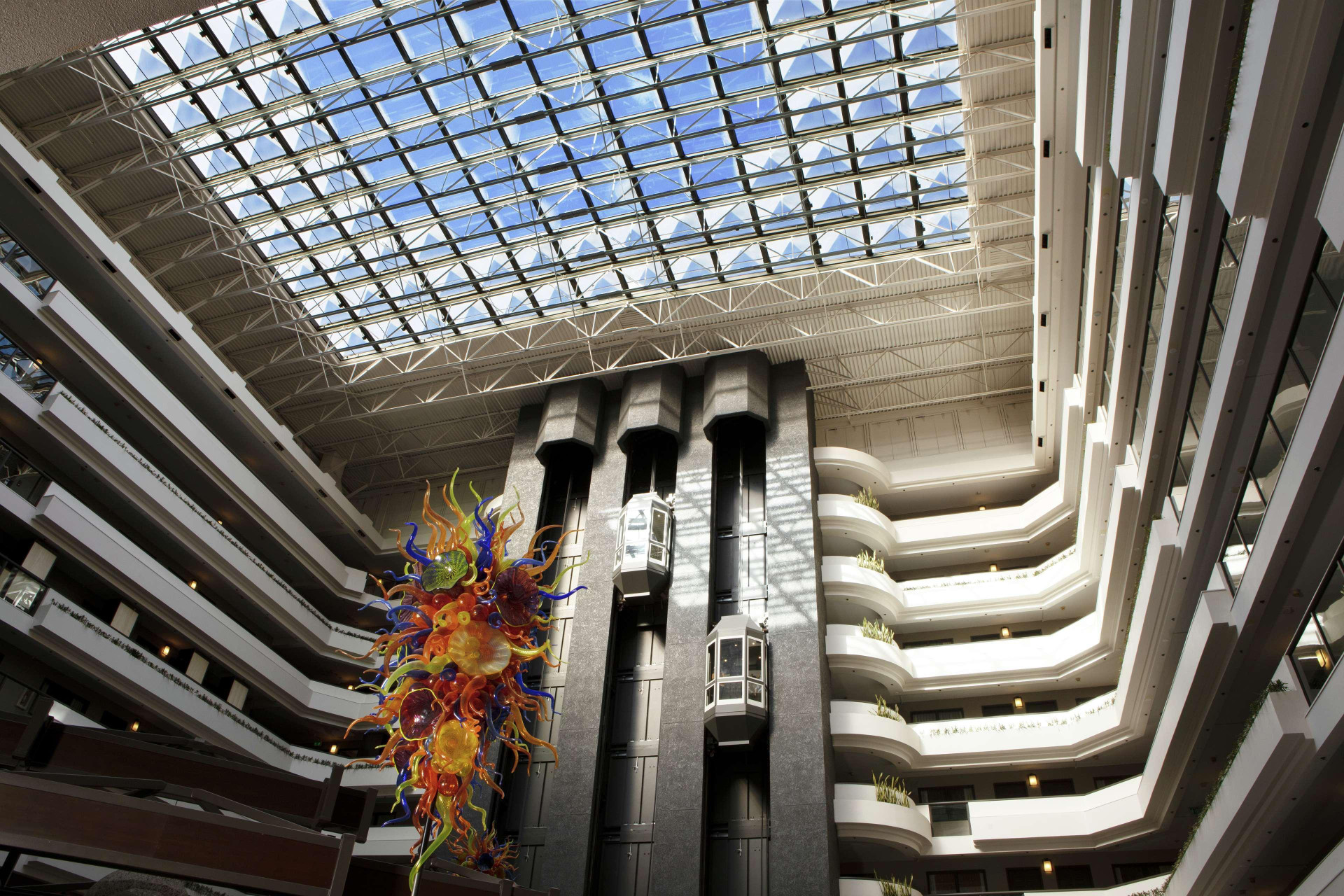 Vista Lobby Embassy Suites by Hilton Los Angeles International Airport North