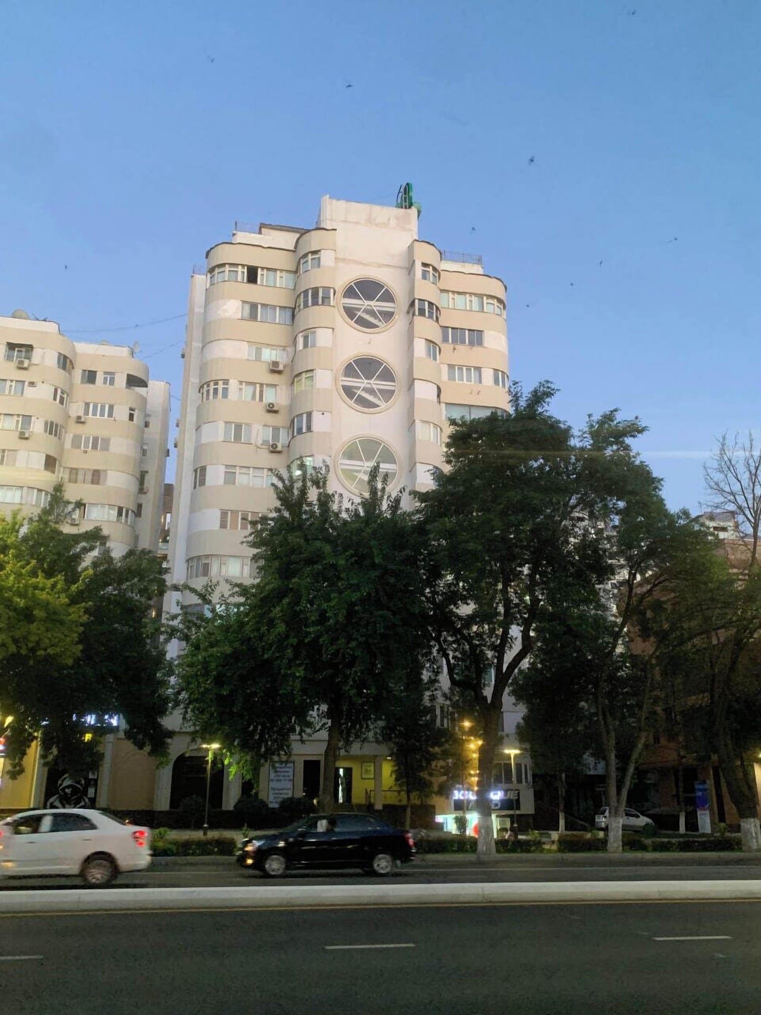 Vista Exterior Karvan-N