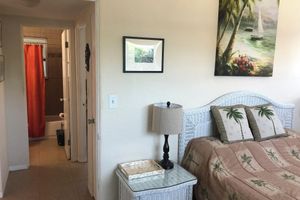 Alquiler Vacacional - BEACH LIFE! 2 BR 1 BA HOUSE. PARKING/GARAGE. Steps to the BEACH! PET FRIENDLY!