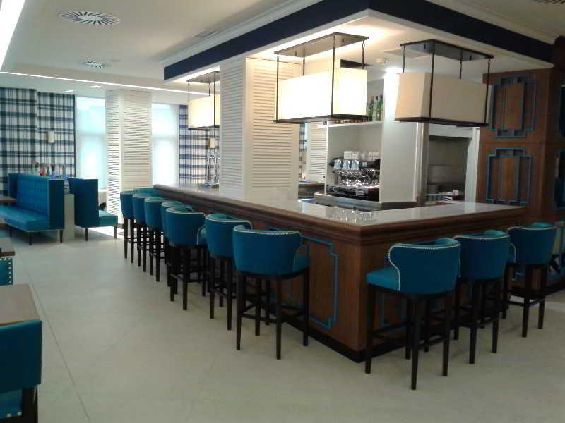 Bar/Salón Hotel Bahia