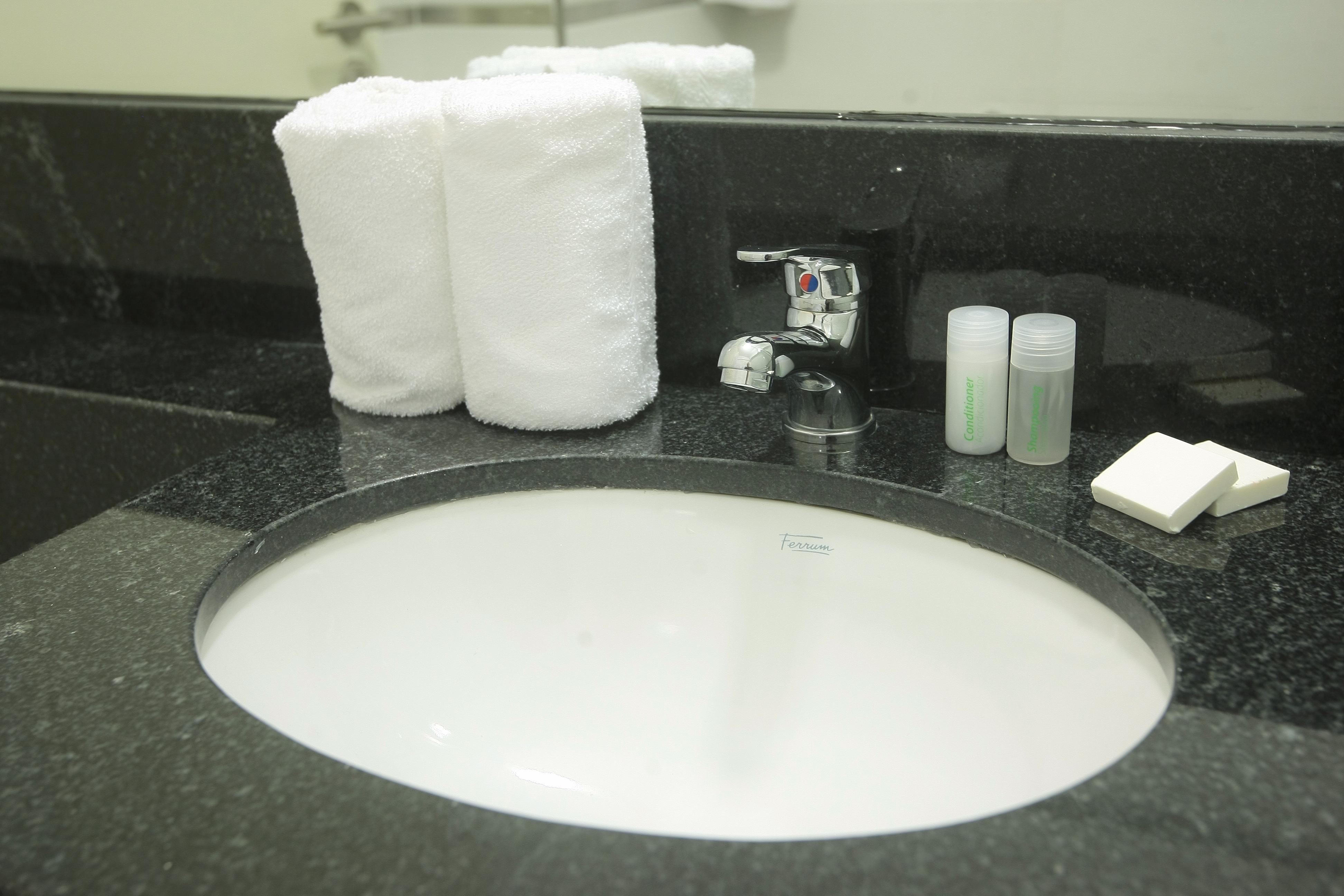 Set de Habitación Hotel Buen Pastor Capuchinos