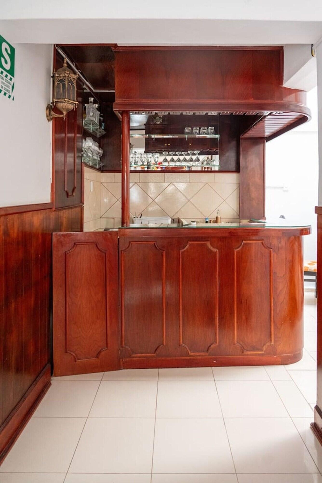 Bar/Salón Rituales Inn Romeritos