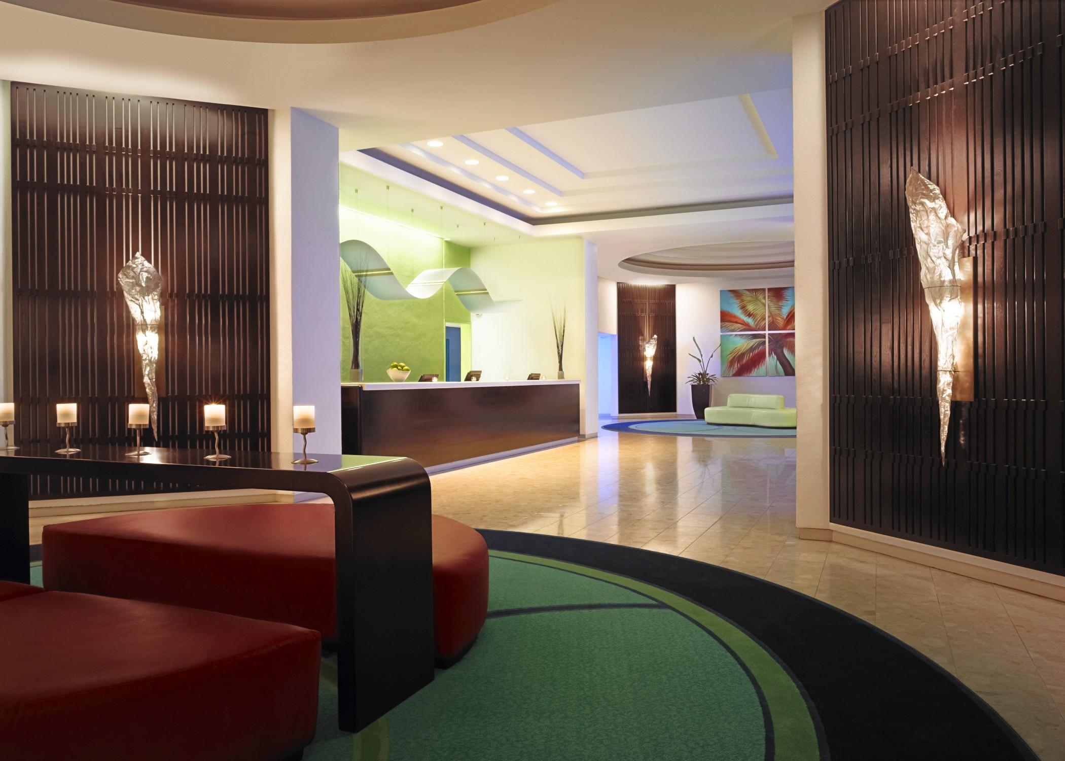 Vista Lobby Halepuna Waikiki by Halekulani