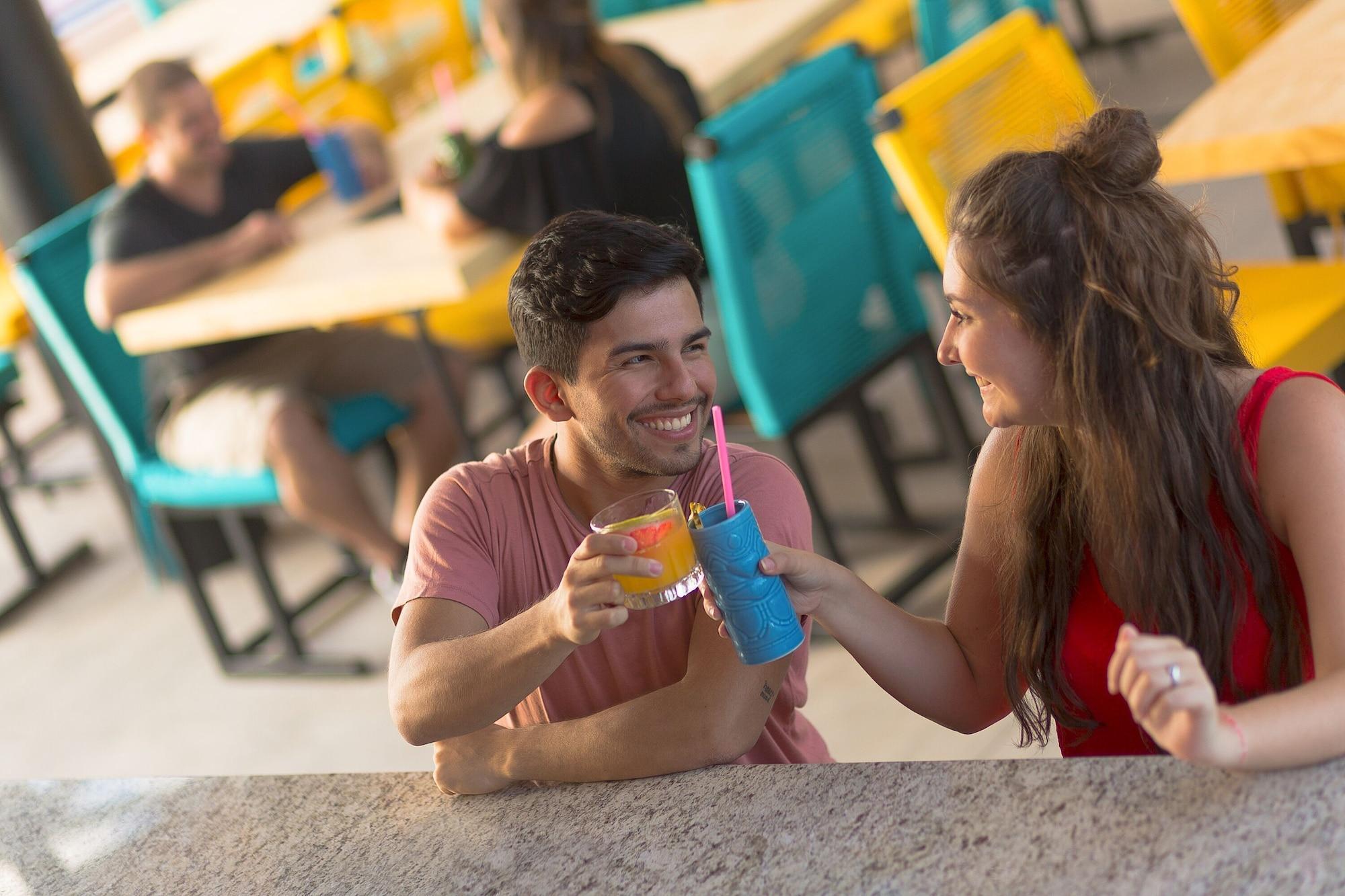 Bar/Salón Nomads Hotel, Hostel & Rooftop Pool