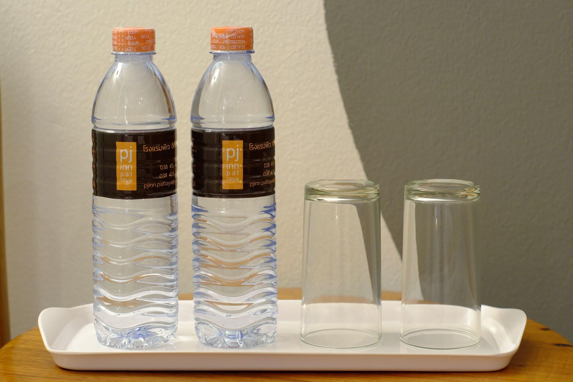 Set de Habitación PJ Inn Pattaya