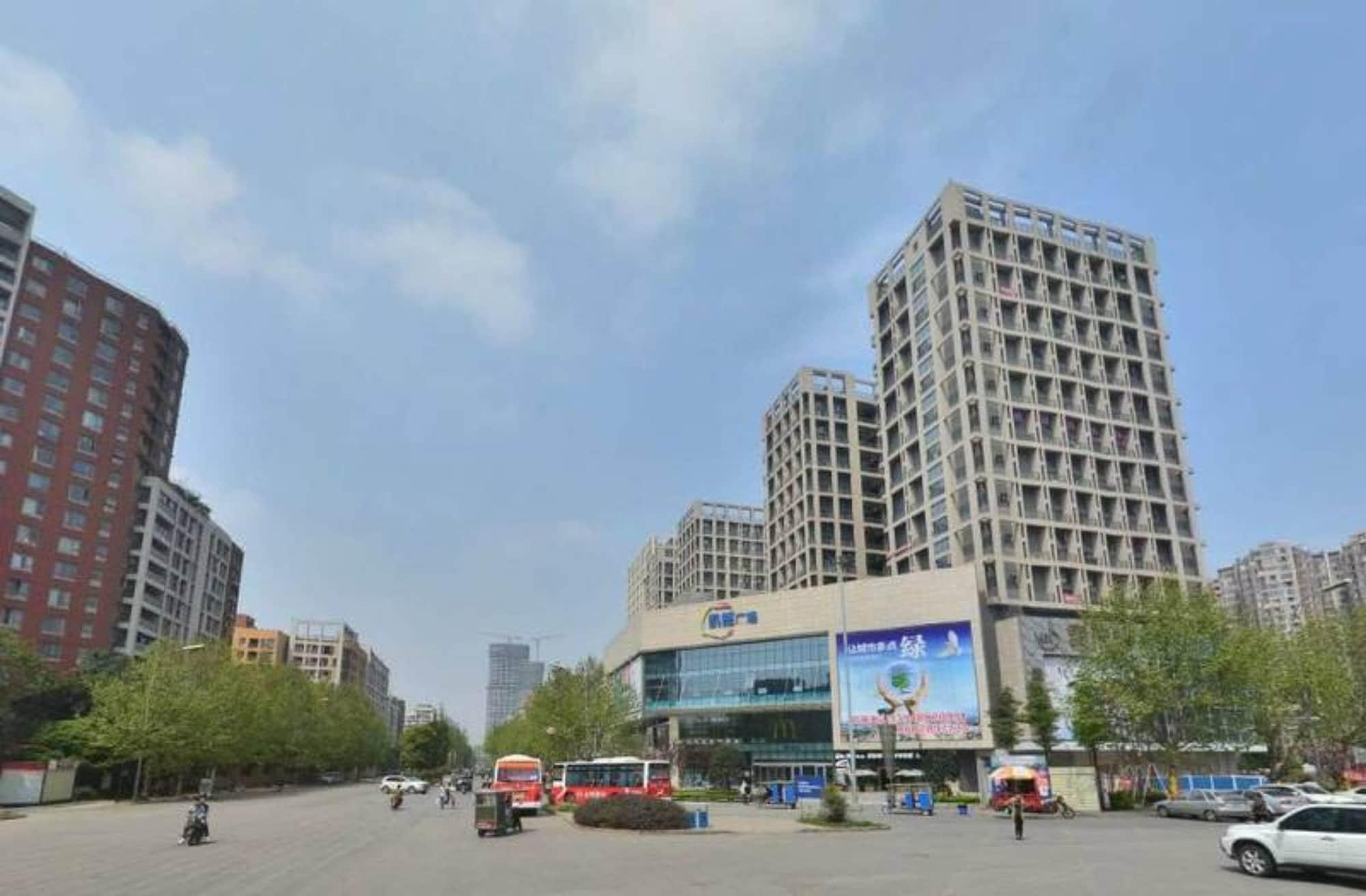 Comodidades del Alojamiento Chengdu Charm City Hotel
