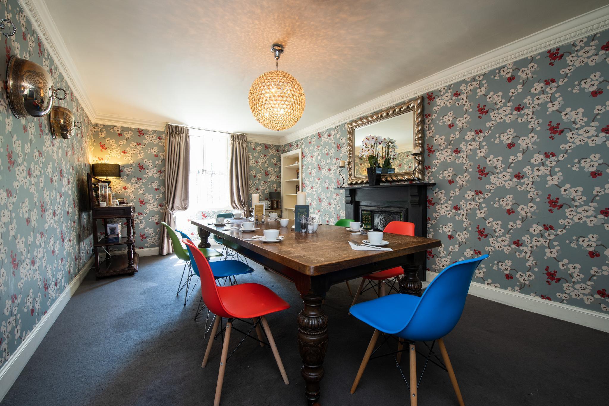 Restaurant Grove House Hotel