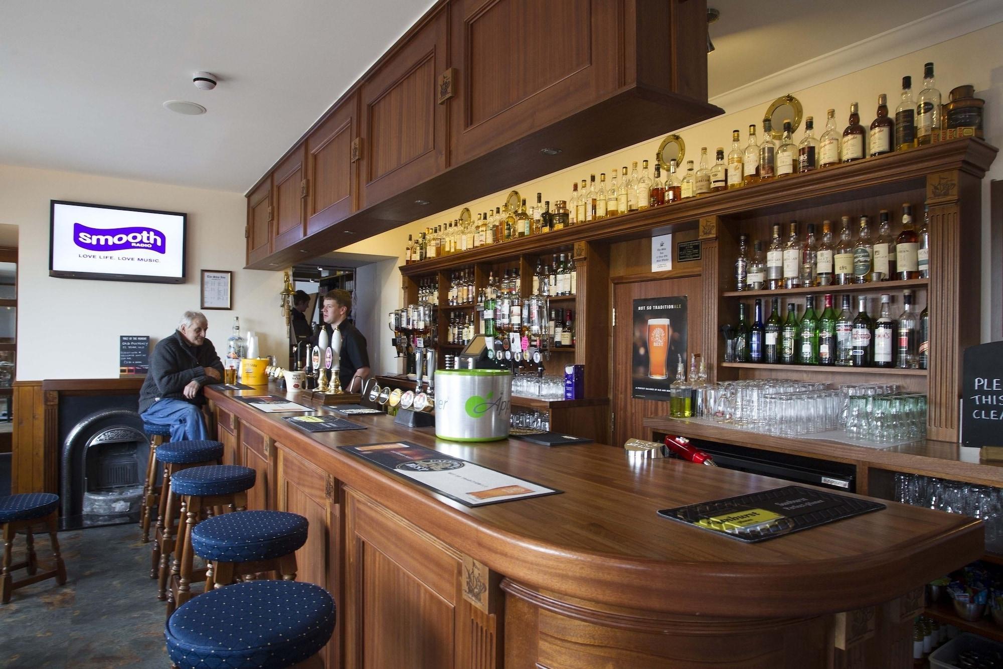 Bar/Salón The Ship Inn