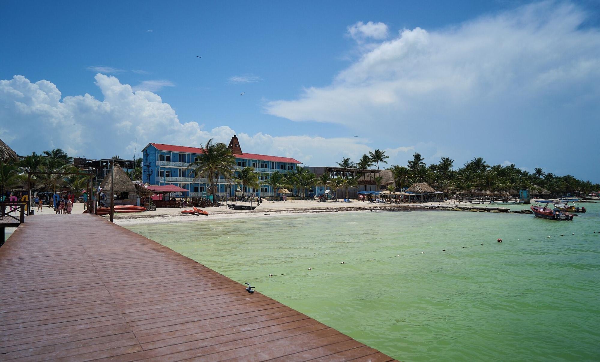 Playa El Faro Beach Front by ÓOL Hotels