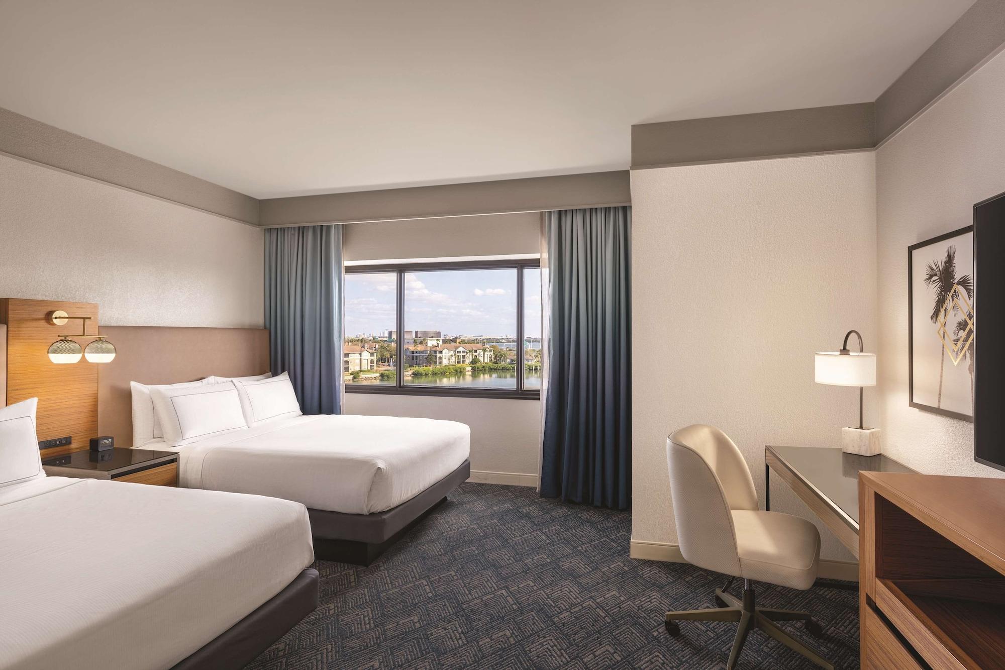 Habitación DoubleTree by Hilton Tampa Rocky Point Waterfront