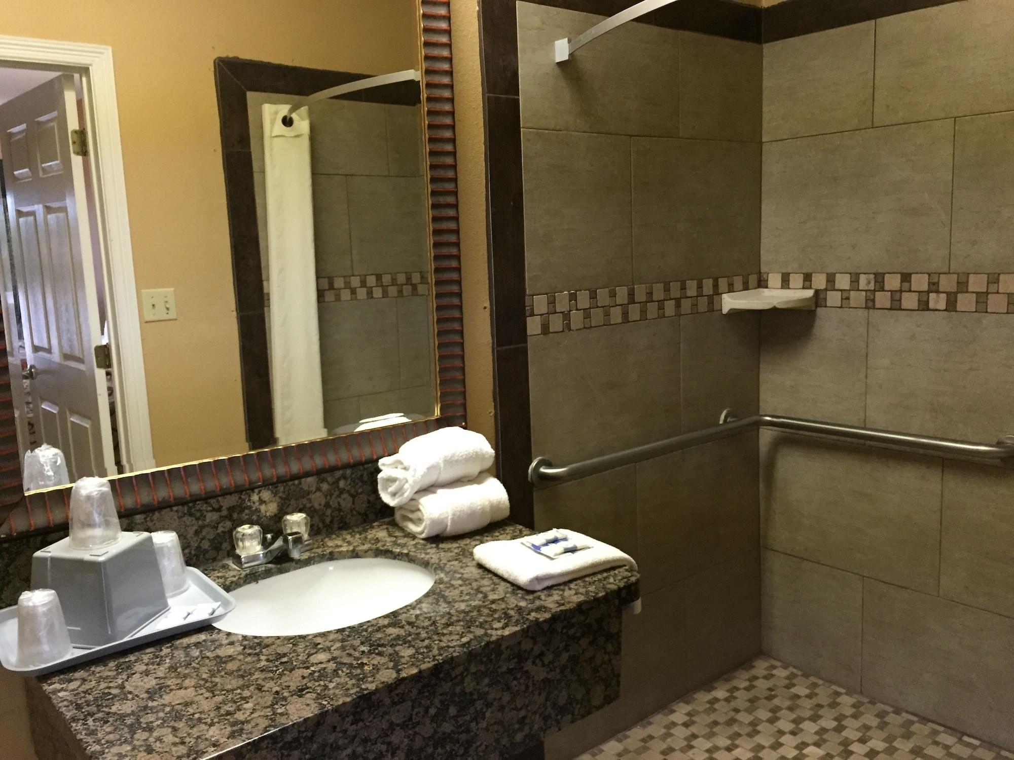 Equipamiento de Habitación Texas Inn Alamo