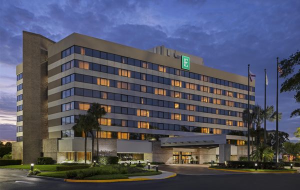 Embassy Suites by Hilton Orlando International Drive ICON Park - Hoteles en International Drive de Orlando