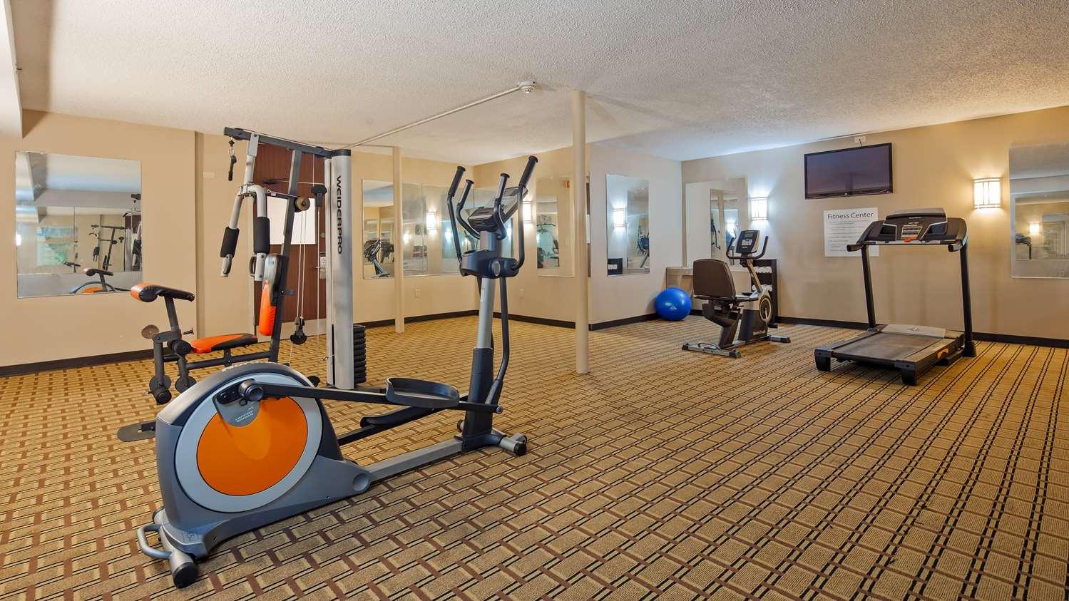 Gimnasio SureStay Plus Hotel by Best Western Lubbock Medical Center