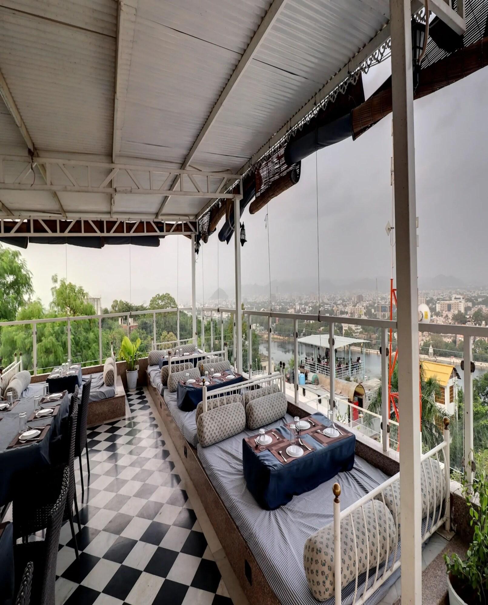 Restaurant Hotel Darbargarh, Udaipur