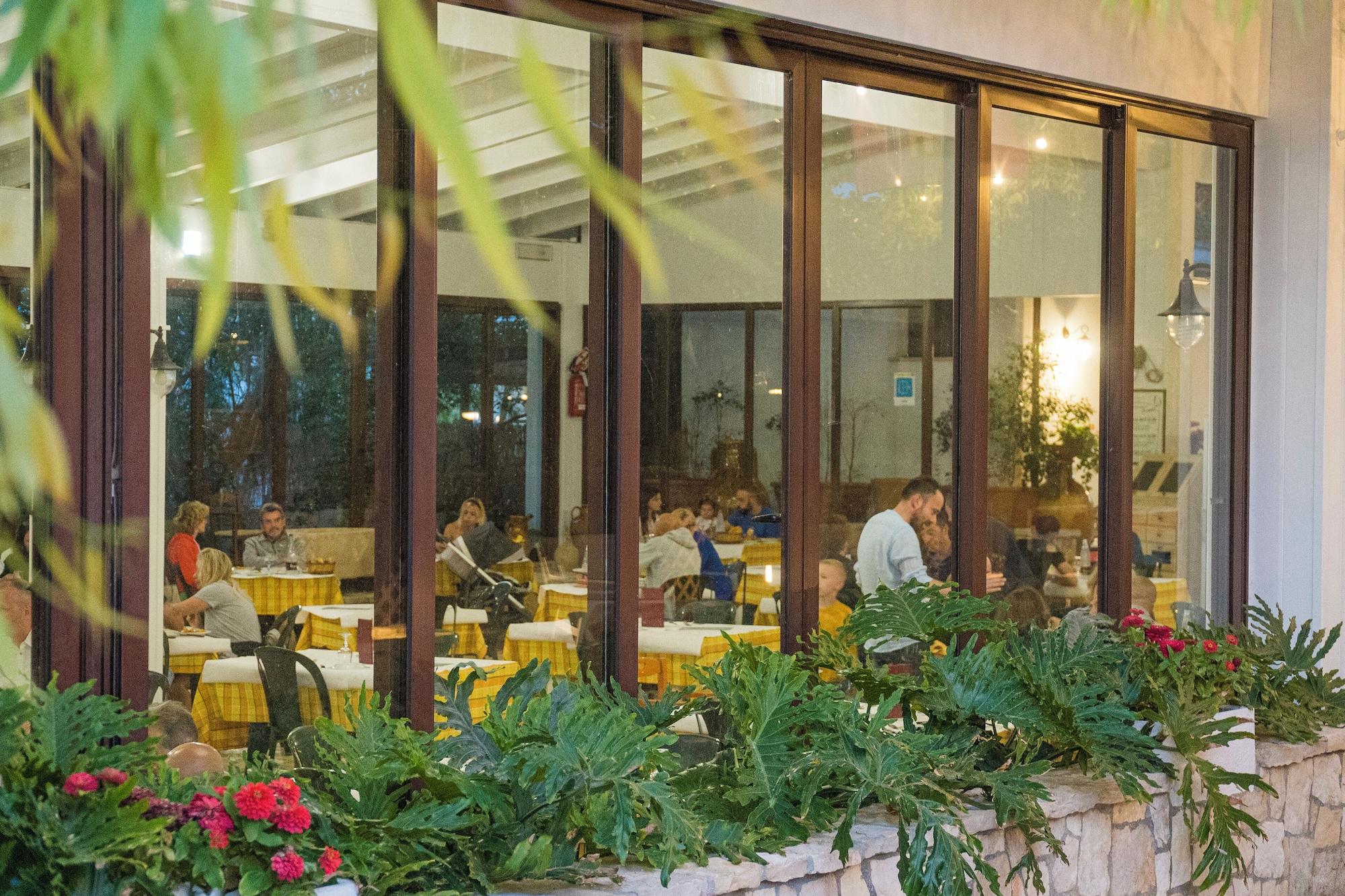 Restaurant AGRITURISMO SCALELLE