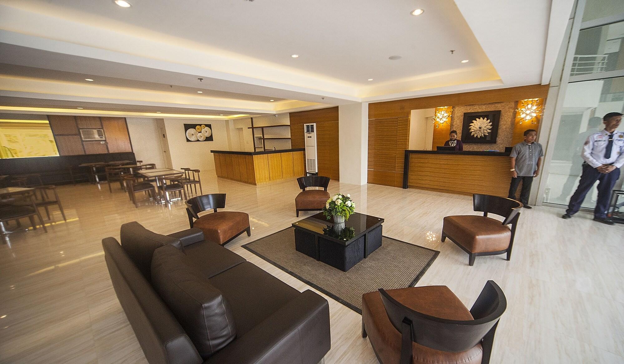 Vista Lobby NS Royal Hotel